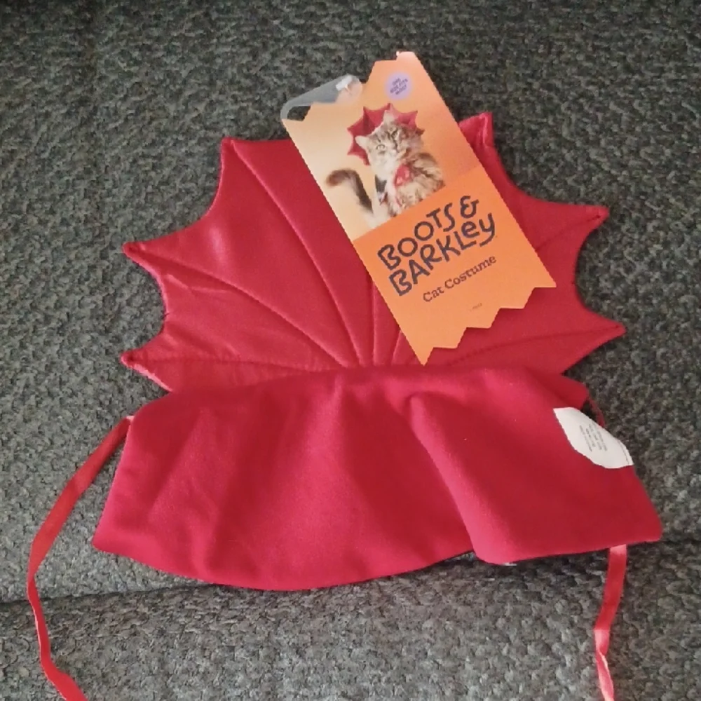 New Boots & Barkley Vampire Cape Cat Headpiece Costume